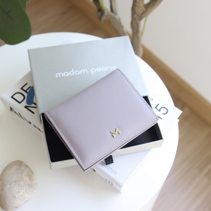 ส่งต่อ Mini Wallet จากร้าน Madam peony bag สี lilac ม่วงอ่อน