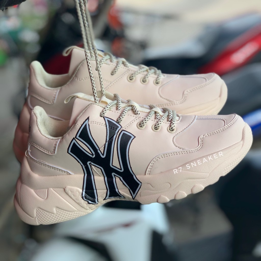 รองเท้าผ้าใบMLB NY Original Color SIZE:36-43Eu มี 3 แบบ รองเท้าผ้าใบผู้หญิง มีบริการเก็บเงินปลายทาง 