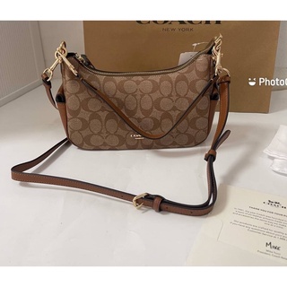 Coach pennie shoulder bag 25