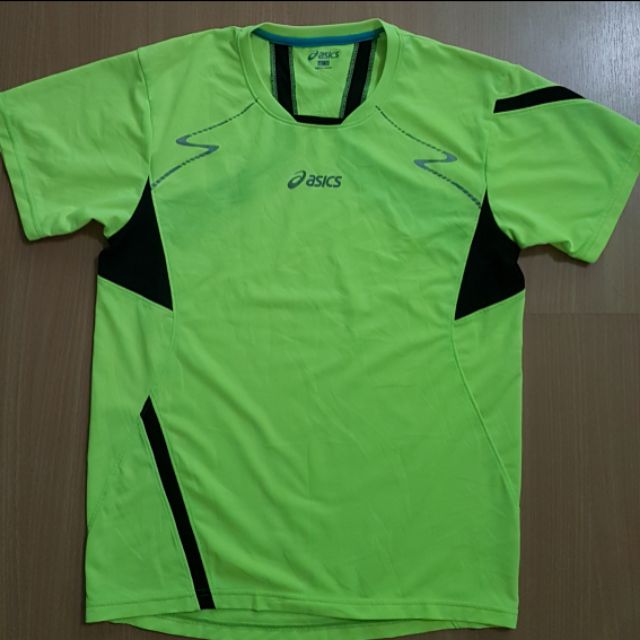 เสื้อกีฬายี่ห้อ Asics ผ้าเบาใส่สบาย ใส่ได้ถึงขนาด M- L สีเขียวสดใส สะท้อนแสง