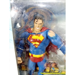 [2008.01] DC Direct Infinite Crisis Boxset Superman(injured), Batman, Wonder Woman and Omac w Comic Book