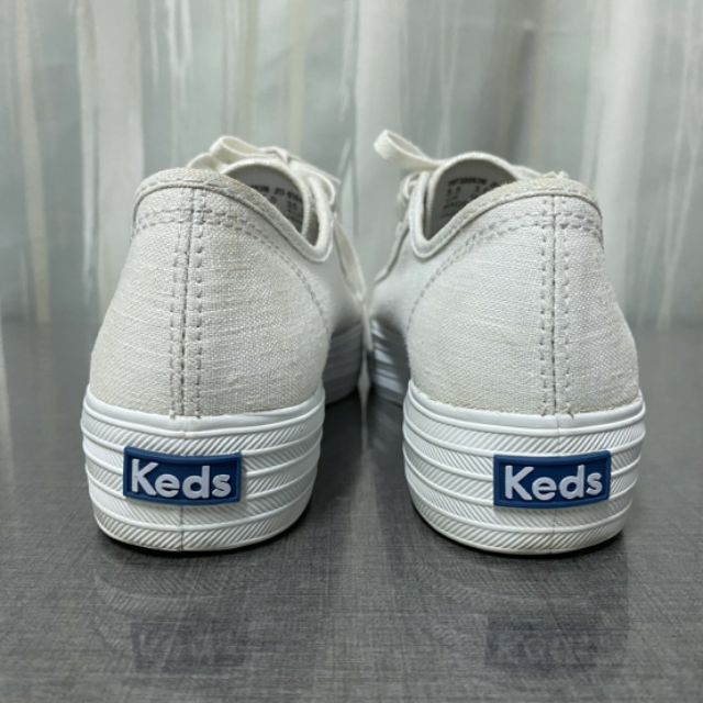 รองเท้า Keds สีขาวมีกลิตเตอร์  มือสองสภาพดี 90% เหมือนใหม่ 👍🏻