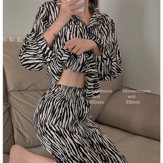 ชุดนอนผู้หญิงไซส์ใหญ่ M-2XL ชุดนอนผ้าซาตินพิมพ์ลายม้าลายเซ็กซี่สําหรับผู้หญิง 2 ชิ้น