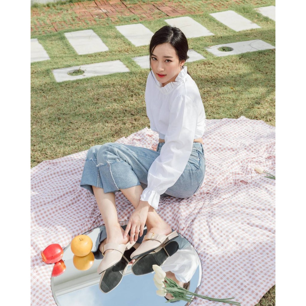 ( ( ( KKเข็มขัดทอง*สีครีม ) ) )*สวยมากคะ*อย่าลืม+size*ทรงรองเท้าเล็ก*ความสูงประมาน1CM