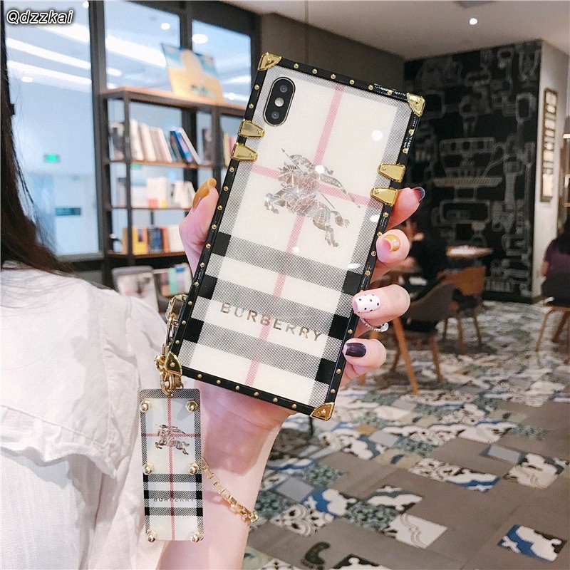 IPhone 17 16 15 14 13 12 11 Pro Max 17 Air 14 15 Plus X Xs Max 7 8 Plusแฟชั่นสแควร์แบรนด์หรูชุบตารางเคสโทรศัพท์