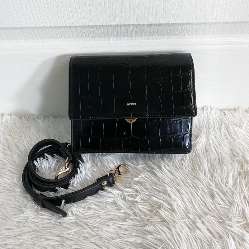 Used JW PEI  Mini Flap bag ของแท้สายแทนมือสอง