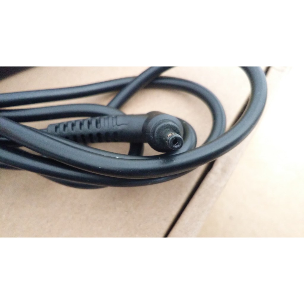 Adapter Notebook Samsung  19V 2.1A - 3A //(ขนาดหัวเสียบ 3.0x1.1) สายชาร์ตไฟโน๊ตบุค เทียบเกรดA