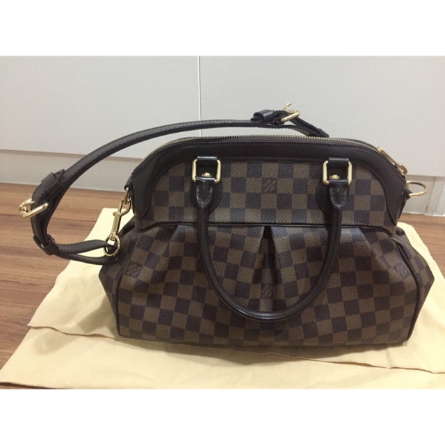 Louis Vitton Trevi damier  PM