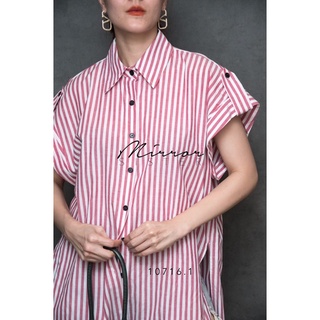 SoNeTa STRipE SHiRT•• เสื้อเชิ้ตตัวยาวคลุมสะโพกหรือจะใส่เป็นเดรสก็ได้ลายริ้วสีน่ารักโทนเย็นๆสุดปัง สไตล์easywear