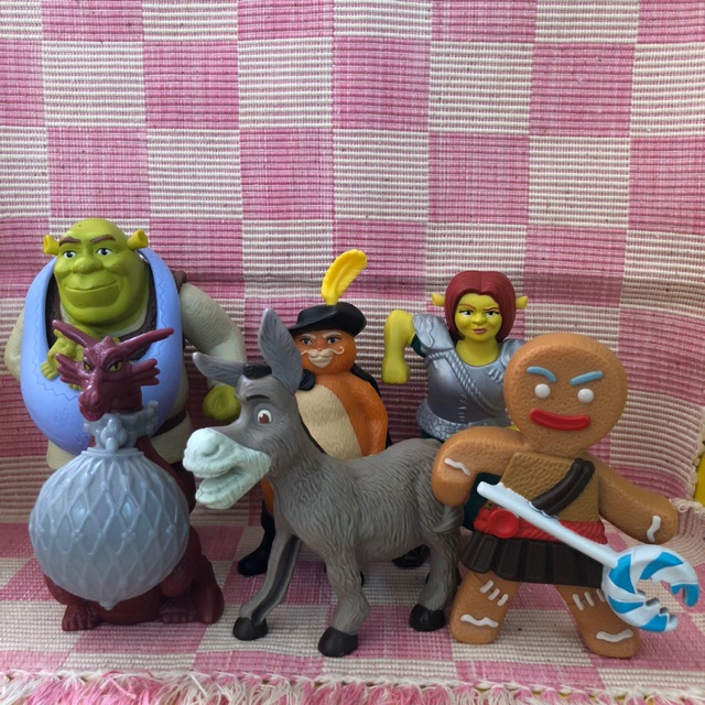 Happy Meal🍟 with free toy Shrek forever after 3D (McDonald’s) <อ่านรายละเอียดก่อนสั่งซื้อ>