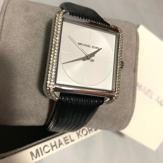 Used Like new!!! แท้100% นาฬิกา michael kors ใหม่มากก