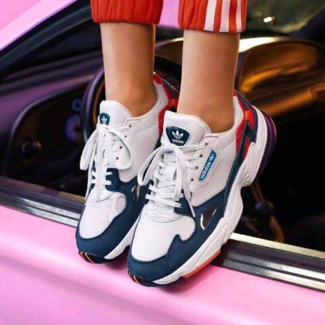 adidas falcon lisa