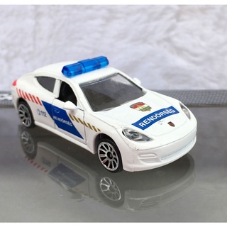 Majorette Porsche Panamera Rendorseg - Hungary - White Color /Wheels 5U /scale 1/64 (3 inches) no Package