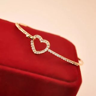 กำไลหัวใจ • Crystal Heart Bangle