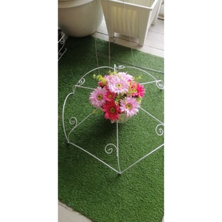 ซุ้มไม้แขวน​ สวยงาม​ มีสไตล์