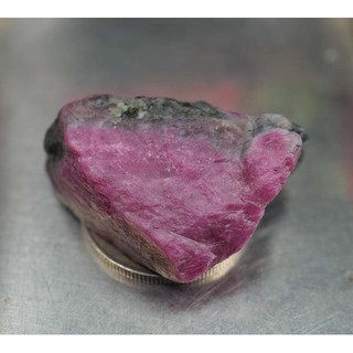 พลอยทับทิมซอยไซต์ (Ruby in Zoisite ) 69.70 กะรัต (RU0201)