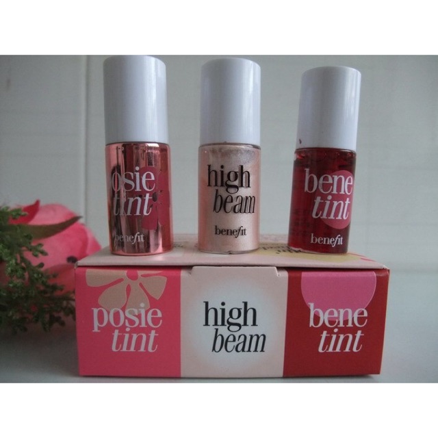 Benefit set Feelin'cheeky! minis by Benefit