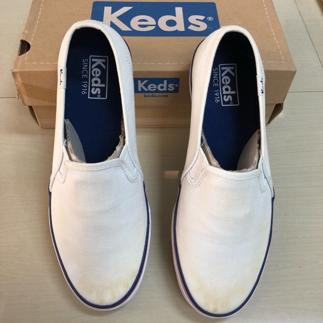 รองเท้า Keds