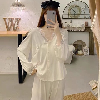 ✨ชุดนอนผู้หญิง แขนยาว+ขายาว ชุดบริการที่บ้าน ชุดสองชิ้น เย็บลูกไม้คอเสื้อ เนื้อผ้านิ่ม ใส่สบาย