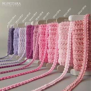 MOMOTARA No.188 (ชุดที่ 1) เทปทอ Knit ลายตวัด Chinese Knit ขนาด 0.9 CM ยาว 18 หลา เทป ริบบิ้น ริบบิ้นผ้า วัสดุตกแต่ง