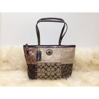 Impcoachza พร้อมส่ง กระเป๋าสะพาย รุ่น Coach Signature Brown MultiColor Patchwork Tote Bag Style no F20075