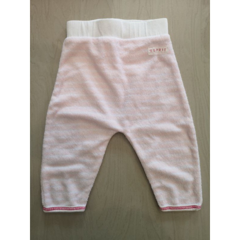 กางเกงเด็ก ขายาวสีชมพูแบรนด์​Esprit ไซส์​62
อายุ3/6เดือน
ราคา80บาท