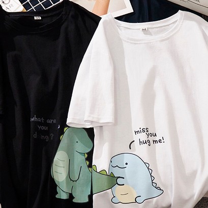 ราคาล่าสุดถูก รูปแบบการ์ตูนแฟชั่น สื้อแขนสั้นผู้ชาย เสื้อยืดคอลูกเรือ 3ชุด M~2XL