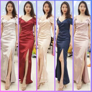 เดรสยาวเปิดบ่า อกโค้วไขว้