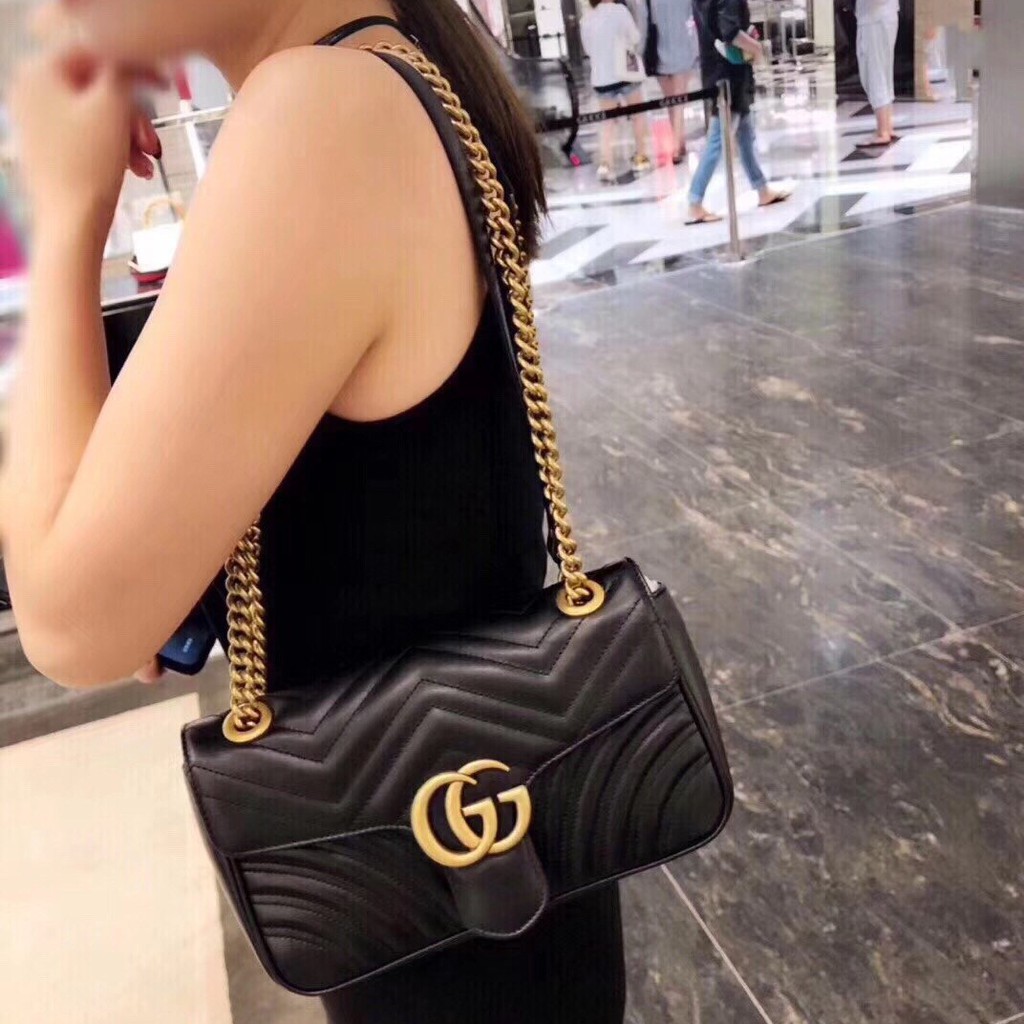 Gucci GG Marmont กระเป๋าสะพายข้าง 26 ซม