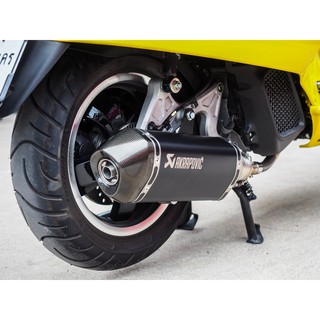 Mr.Balon ท่อแต่ง Akrapovic Slip On แท้ สำหรับรถ New Vespa รุ่น GTS-150 4V / I-GET