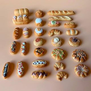 ขนมปังจิ๋ว คละแบบ จำนวน 5 ชิ้น