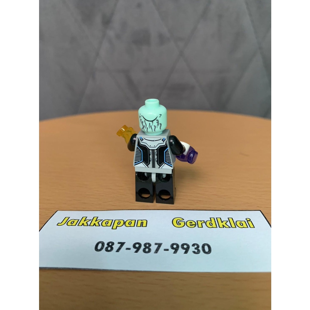 เลโก้ เอโบนี มอว์ (Lego Ebony Maw)