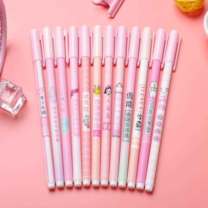 (สุ่ม)ปากกาเจล(หมึกดำ)ตัวหนักสือสีชมพูน่ารัก เขียนลื่น ไม่สะดุด