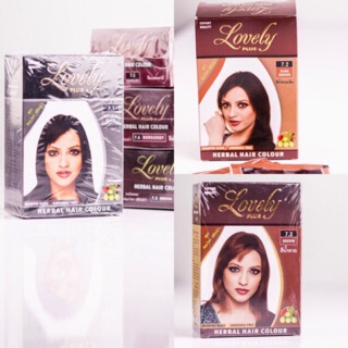 Lovely Plus herbal hair color ขนาด 15 กรัม ส่วนผสมของสมุนไพร และสีย้อมผมเปลี่ยนสีผมให้แลดูเงางามอย่างเป็นธรรมชาติ