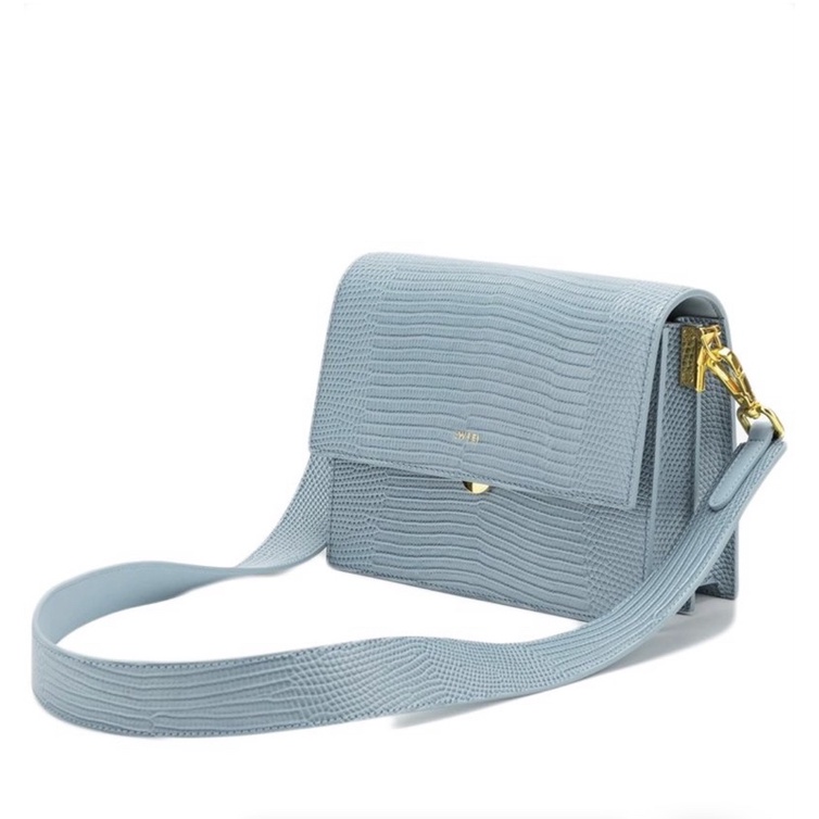 มือสอง กระเป๋า mini flap JW PEI