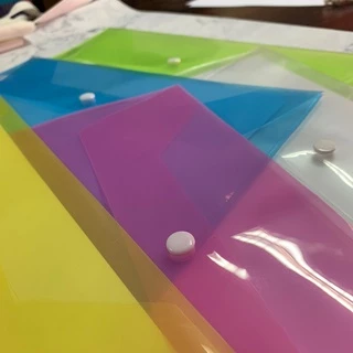 ชิ้น/แฟ้มกระดุมขนาด F4 มี4สี แฟ้มใส่เอกสารช่องเดียว สีสันสดใส บรรจุ1ชิ้น