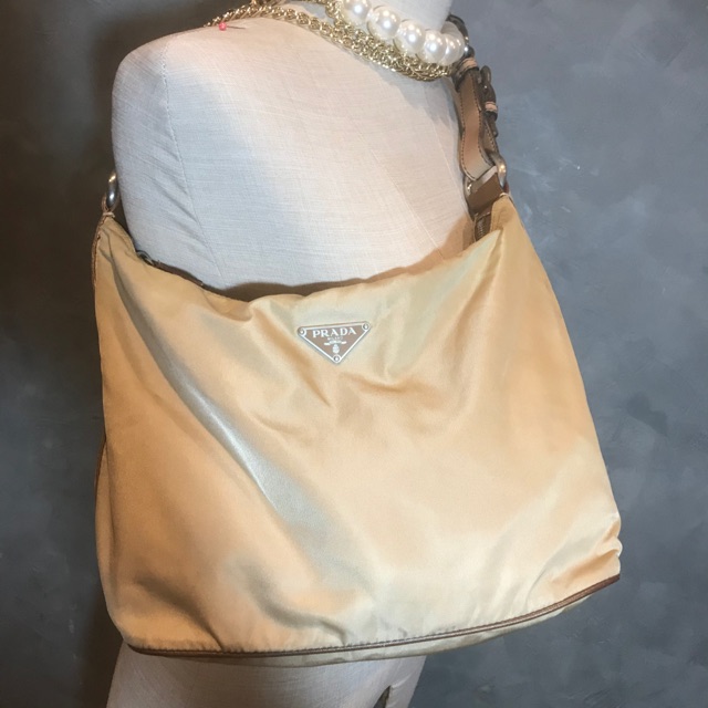 Prada nylon shoulder bag แท้ 📌