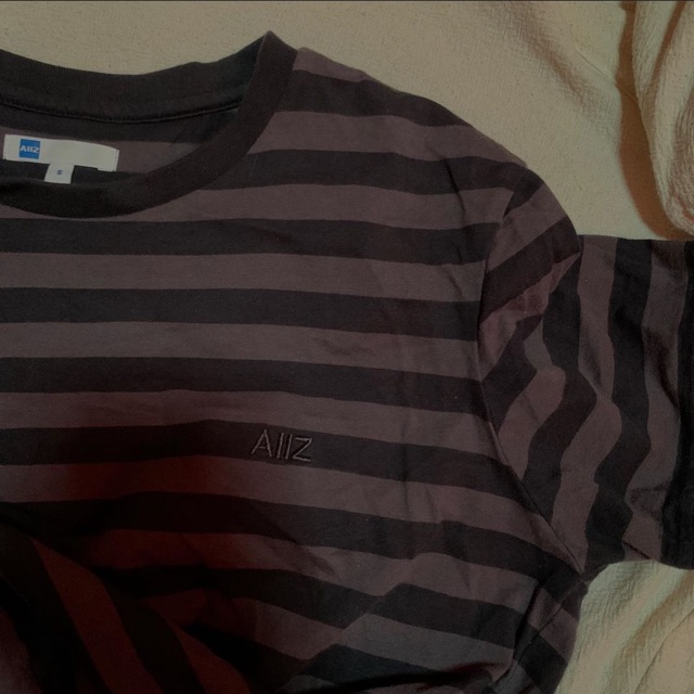 เสื้อยืดลายทางแขนสั้น aiiz