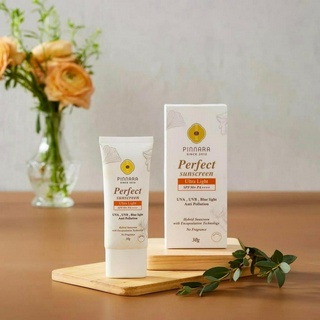 Pinnara Perfect Sunscreen Ultra Light SPF50+ PA++++ พิณนารา ครีมกันแดด เนื้อครีมสีขาว เพิ่มความชุ่มชื้น