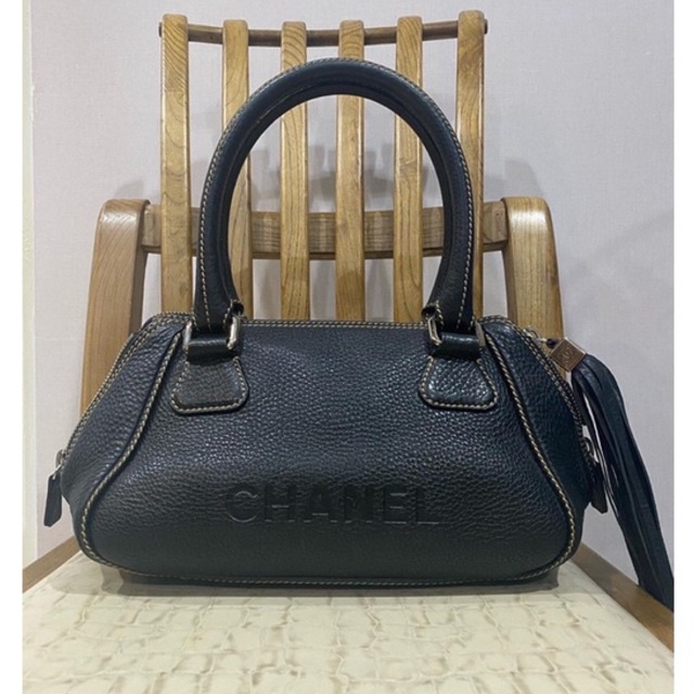 Chanel Lax Tassel Pebbled Leather bag holo8 ของแท้ มือสอง ชาแนล กระเป๋าแบรนด์เนม