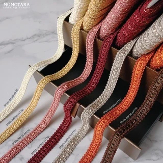 MOMOTARA No. 4469 เทปทอ Knit ลายตวัด Chinese Knit ขนาด 1.3 CM ยาว 18 หลา