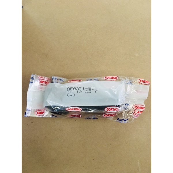 ซีล nok 12-30-7 แท้ใช้สำหรับข้อเหวี่ยงเครื่องตัดหญ้า