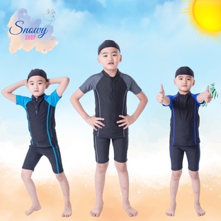 5043 ชุดว่ายน้ำเด็กผู้ชาย 2 ชิ้น เสื้อแขนสั้นกางเกงขาสามส่วน แต่งแถบใหญ่ พร้อมส่ง