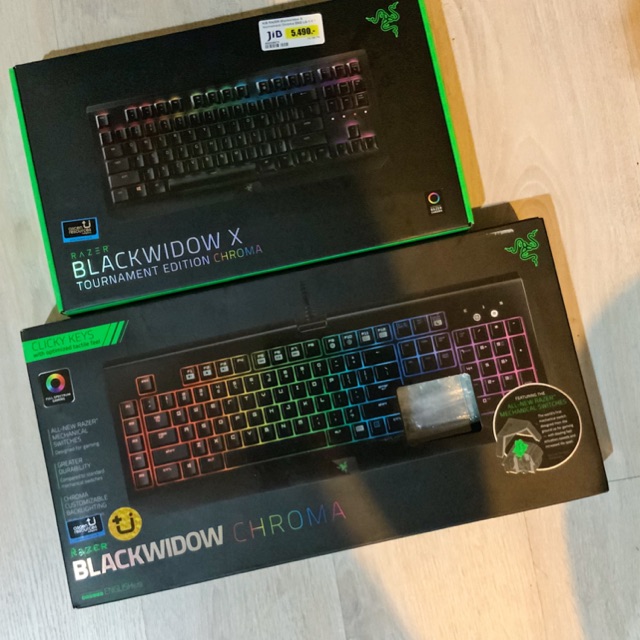 คีย์บอร์ดมาโคร เกมมิ่ง razer blackwidow chroma mechanical gaming keyboard มือสอง