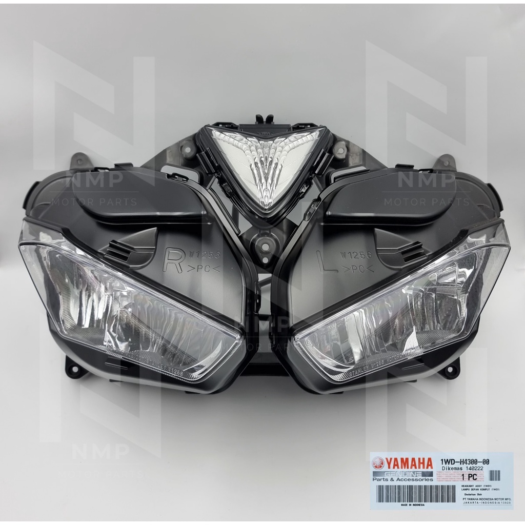 PRE ORDER ไฟหน้า YZF - R3 2015-2018 แท้ YAMAHA  69