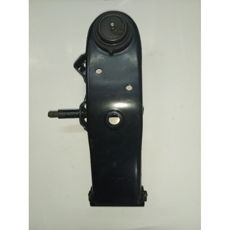 NISSAN C20 1981"-1985" FRONT RIGHT LOWER ARM(54420-G4010)