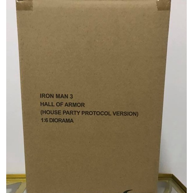 HOT TOYS DS002 IRON MAN 3 : HALL OF ARMOR (HOUSE PARTY PROTOCOL VERSION)