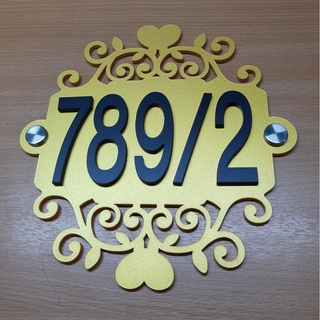 ป้ายบ้านเลขที่ เลขบ้าน เลขห้อง อะครีลิคเลเซอร์ มีลวดลาย+หัวหมุดสแตนเลส     GOOD HOME NUMBER