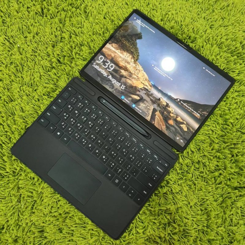 Surface Pro X Sq2 RAm16 SSD256 LTE