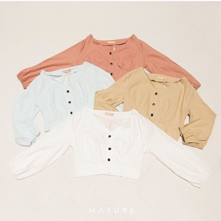 Nature.bkk เสื้อครอปแขนยาวสีขาว ใส่ครั้งเดียวว